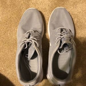 Grey Nike Roshes (barely worn)